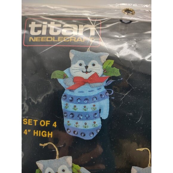 Vintage Sealed 1980s Titan Needlecraft Christmas Cats Felt Ornament Kit No. 471 - Picture 7 of 16